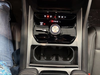 2026 Jeep Grand Wagoneer Base