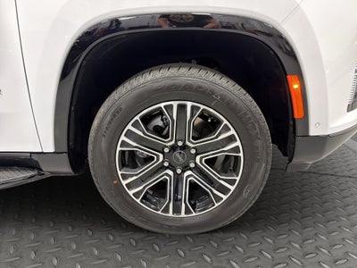 2026 Jeep Grand Wagoneer Base