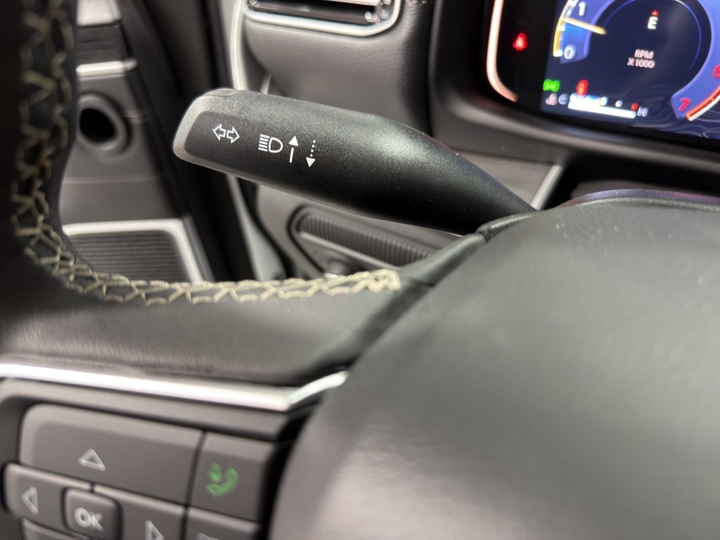 2026 Jeep Grand Wagoneer Base