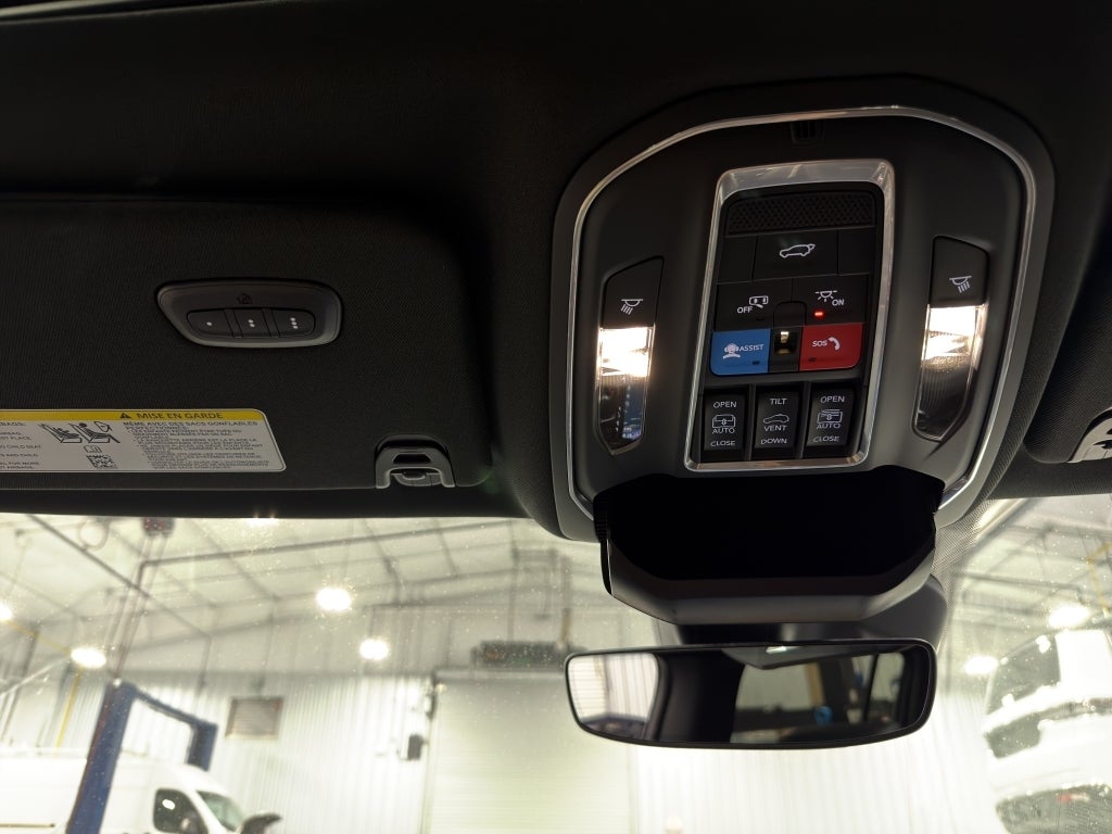 2026 Jeep Grand Wagoneer Base