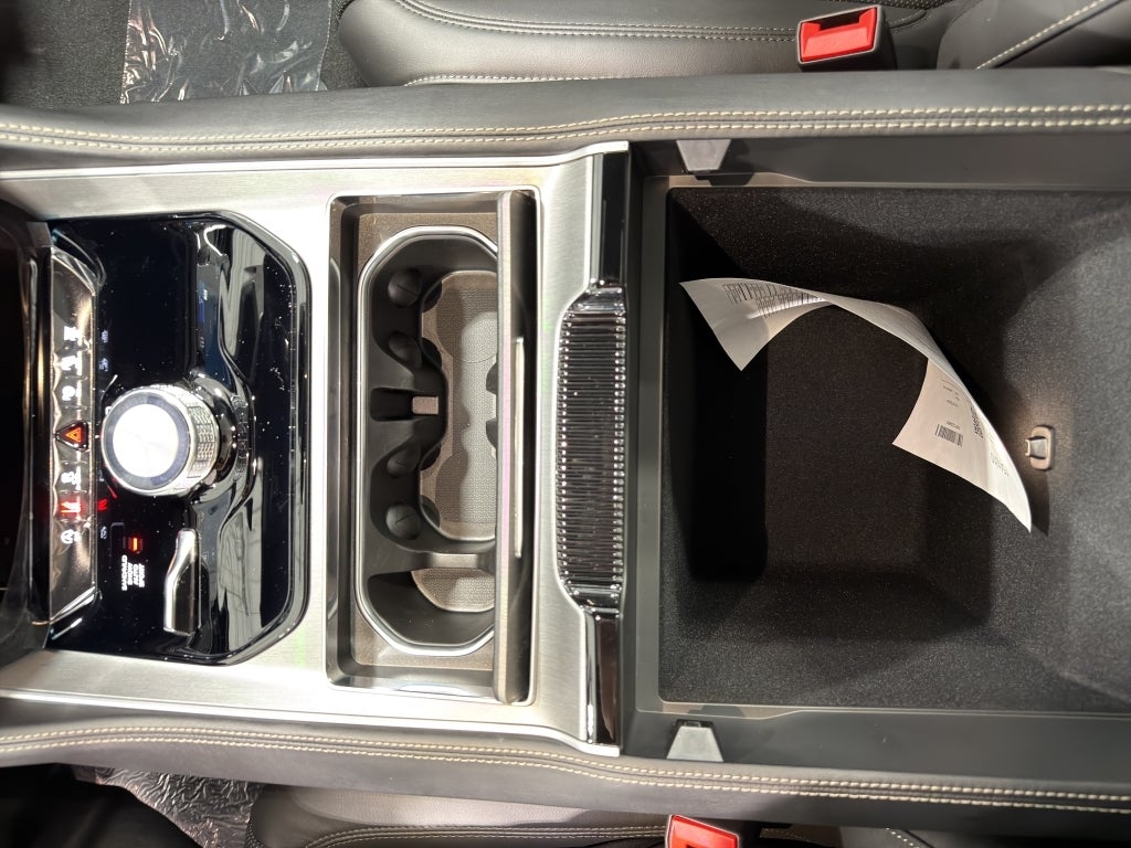 2026 Jeep Grand Wagoneer Base