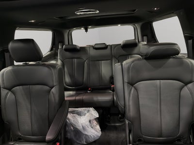 2026 Jeep Grand Wagoneer Base