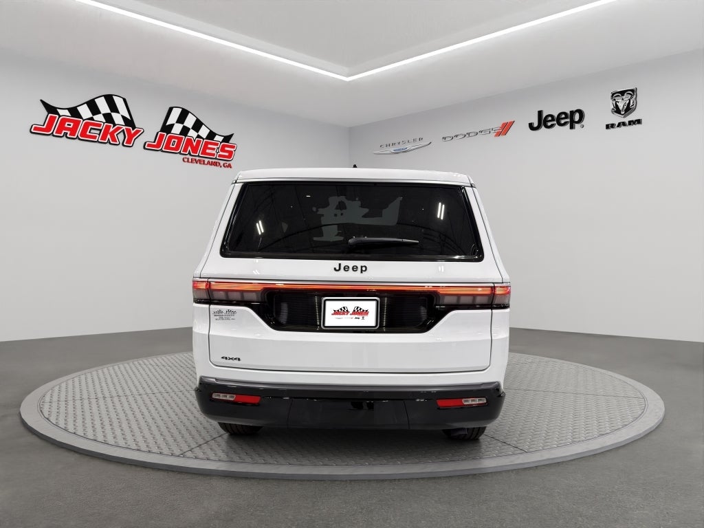 2026 Jeep Grand Wagoneer Base