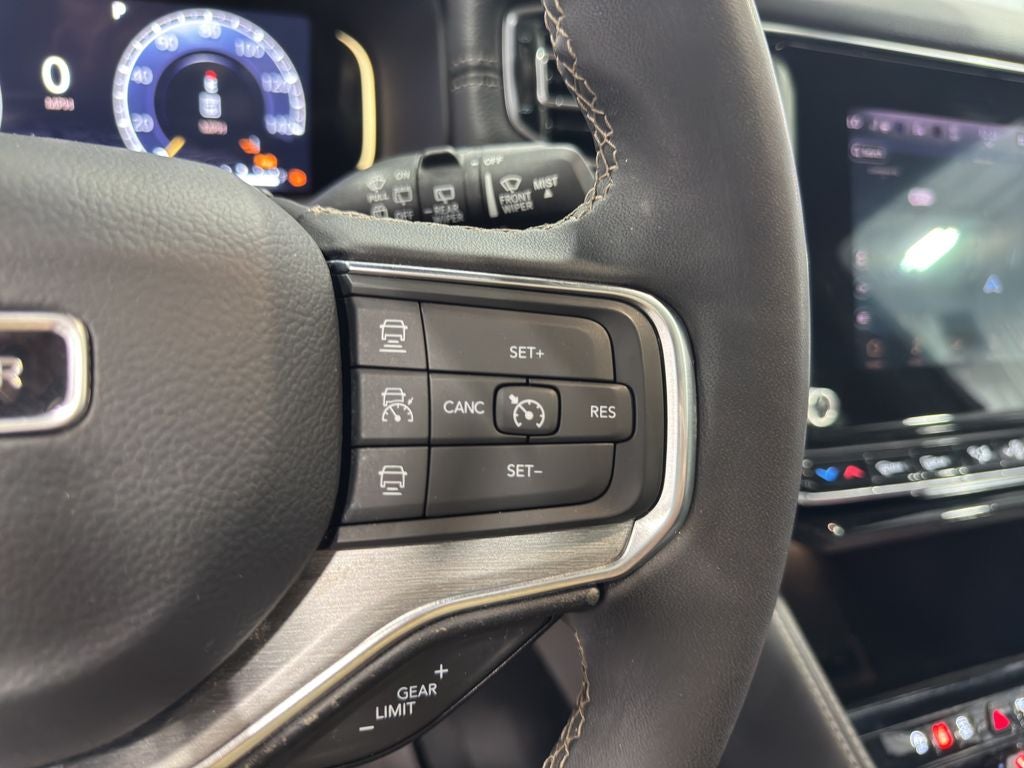 2024 Jeep Wagoneer Series II Carbide