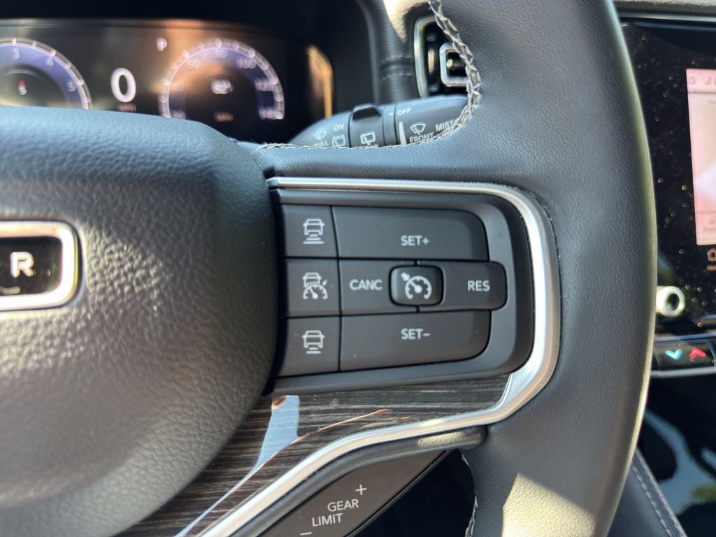 2022 Jeep Wagoneer Series II