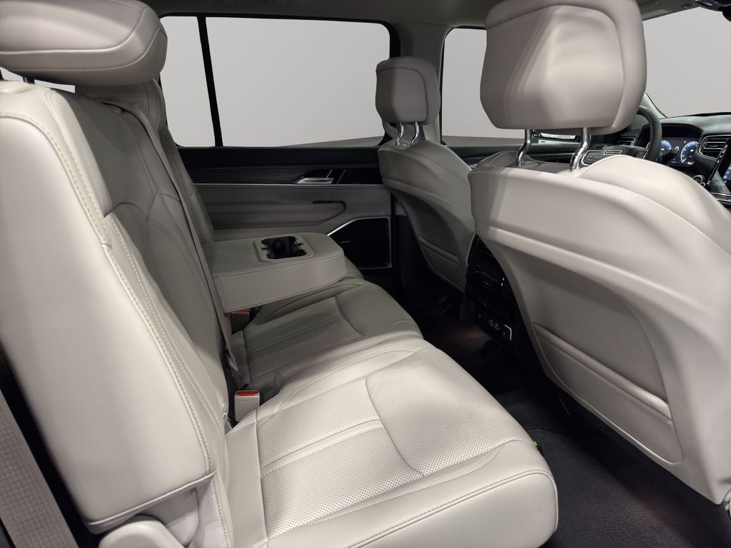 2022 Jeep Wagoneer Series II