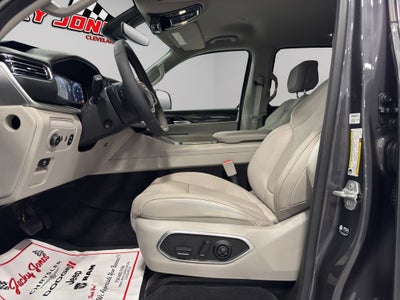 2022 Jeep Wagoneer Series II