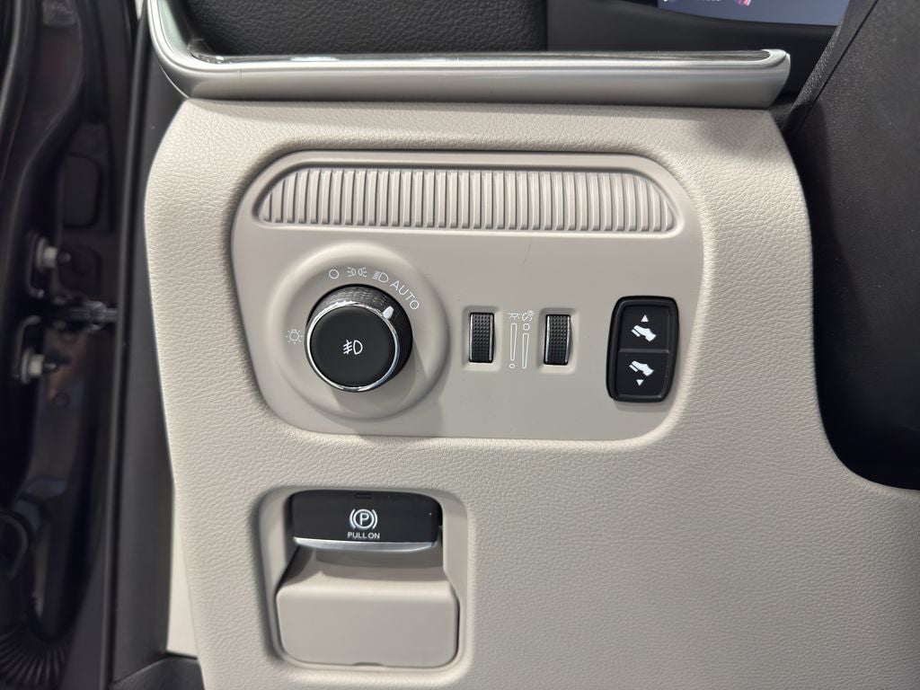 2022 Jeep Wagoneer Series II