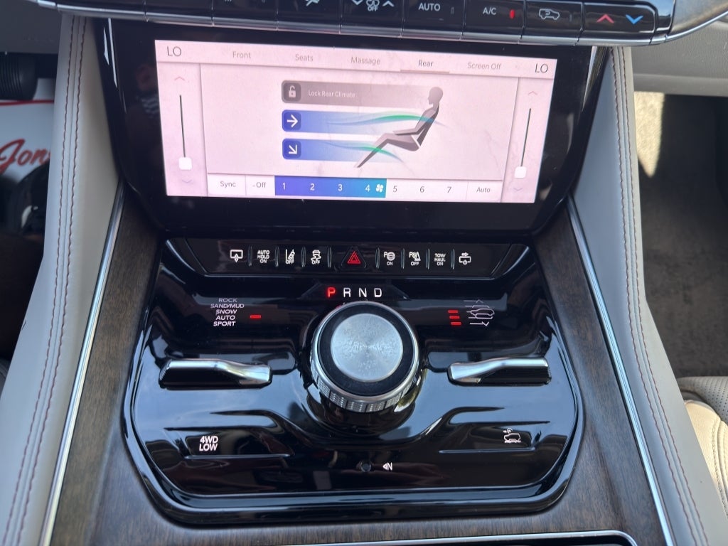 2022 Jeep Grand Wagoneer Series I