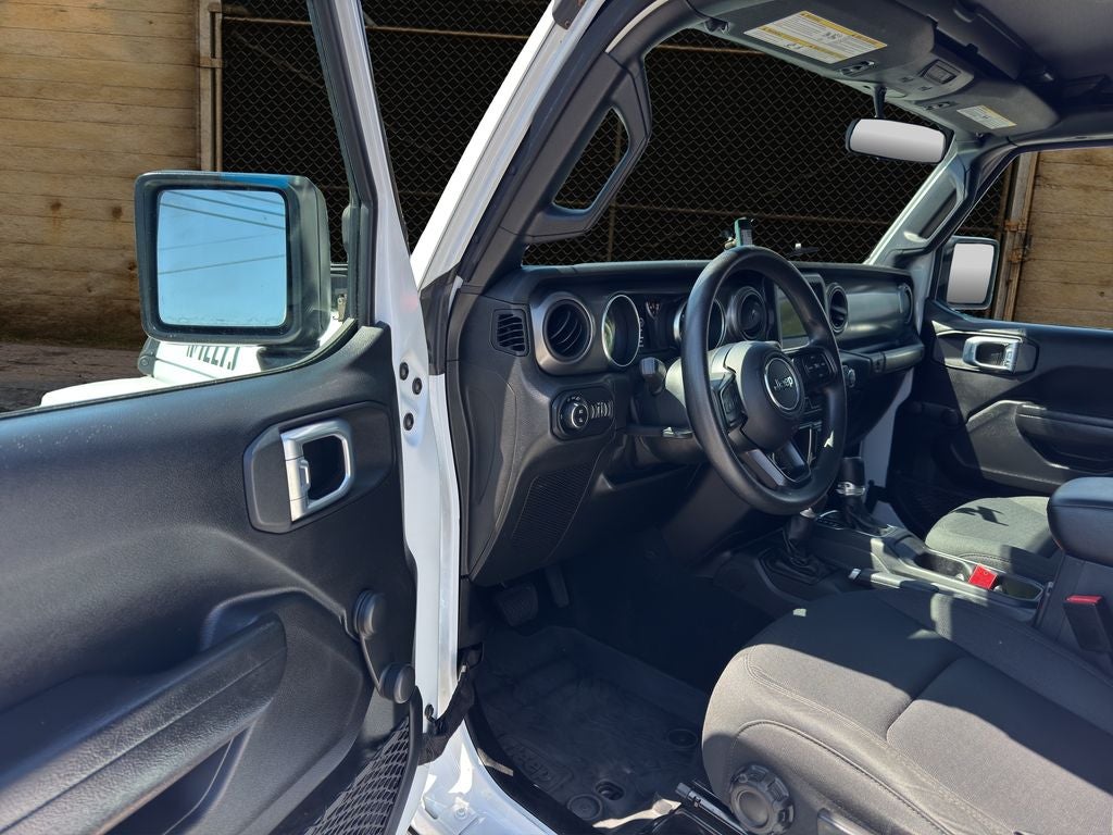2022 Jeep Gladiator Willys Sport