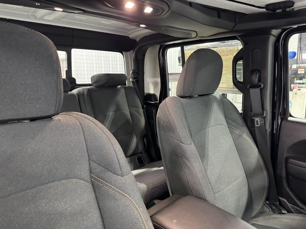 2024 Jeep Gladiator Sport photo 4