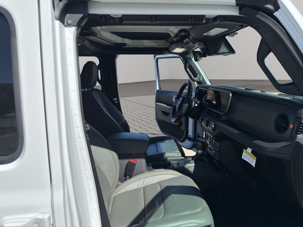 2024 Jeep Gladiator Mojave X