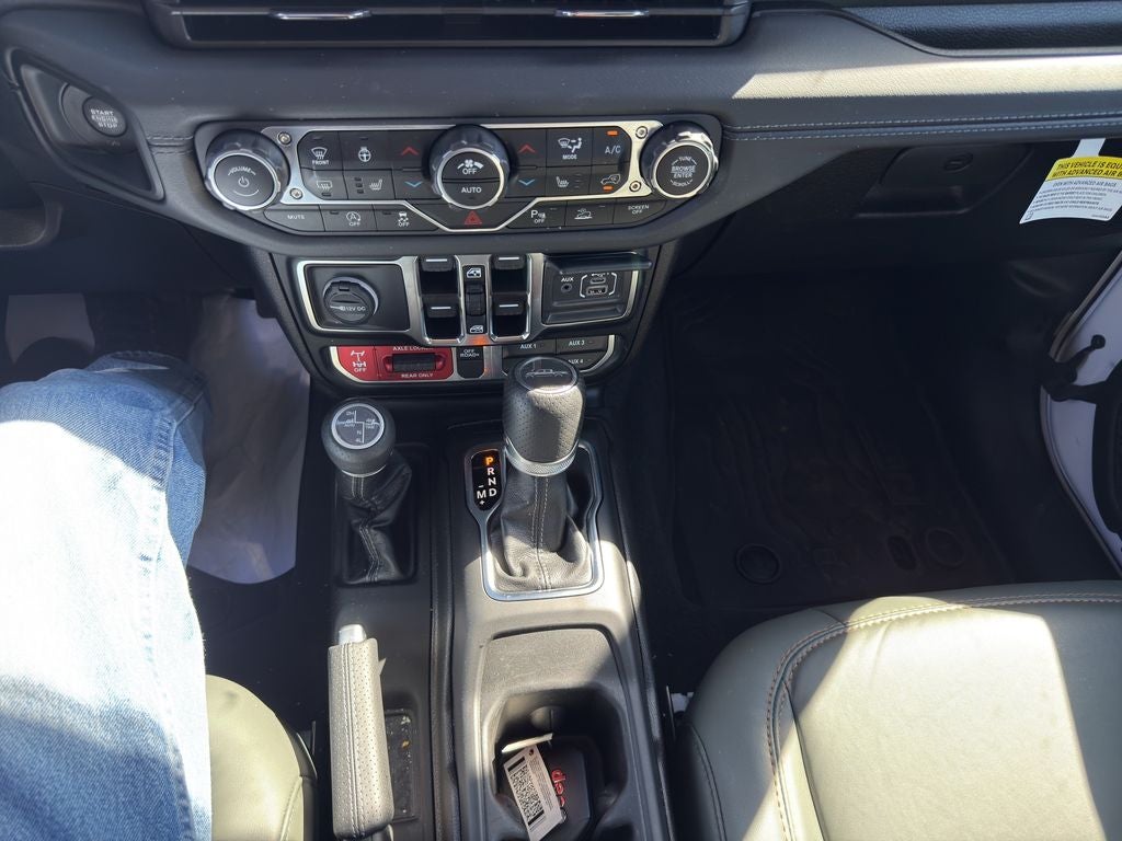 2024 Jeep Gladiator Mojave X