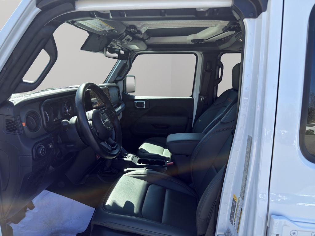 2024 Jeep Gladiator Mojave X