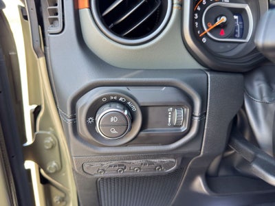 2025 Jeep Gladiator Mojave X