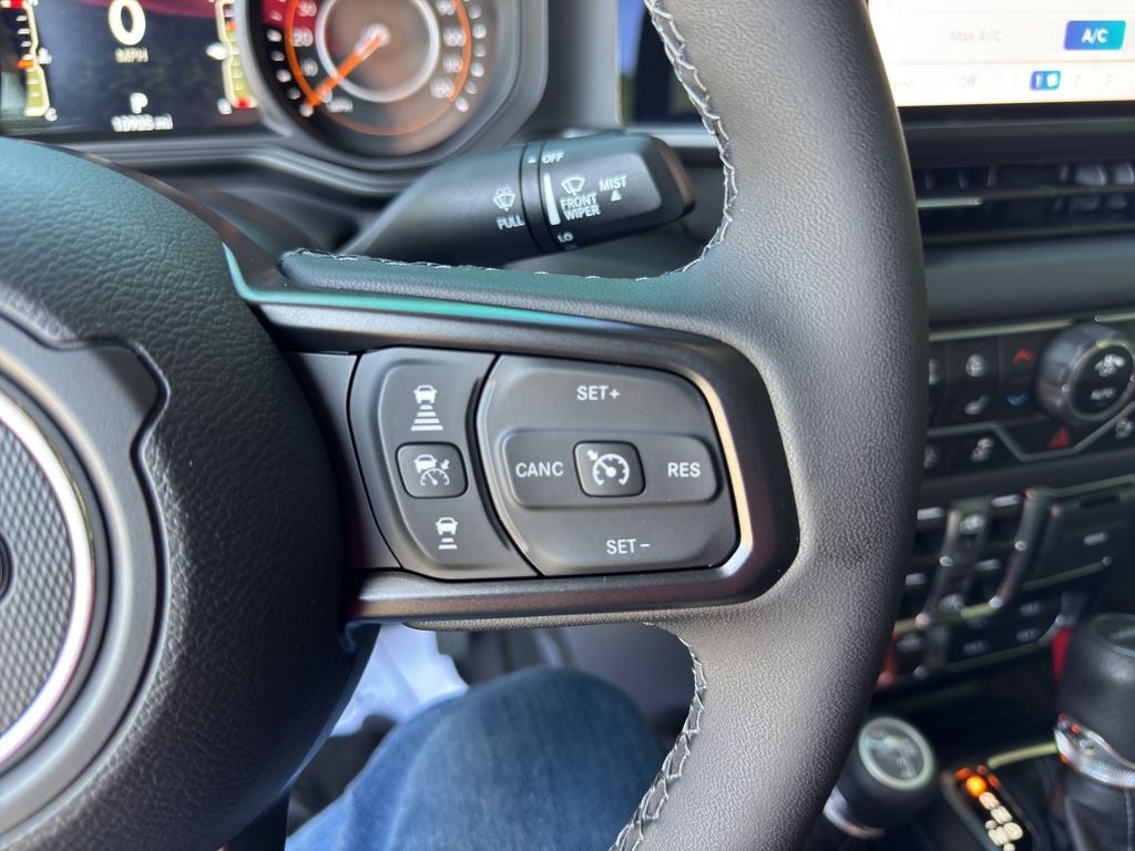 2025 Jeep Gladiator Mojave X