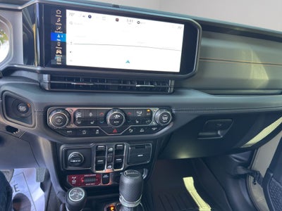 2025 Jeep Gladiator Mojave X