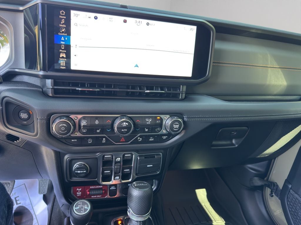 2025 Jeep Gladiator Mojave X