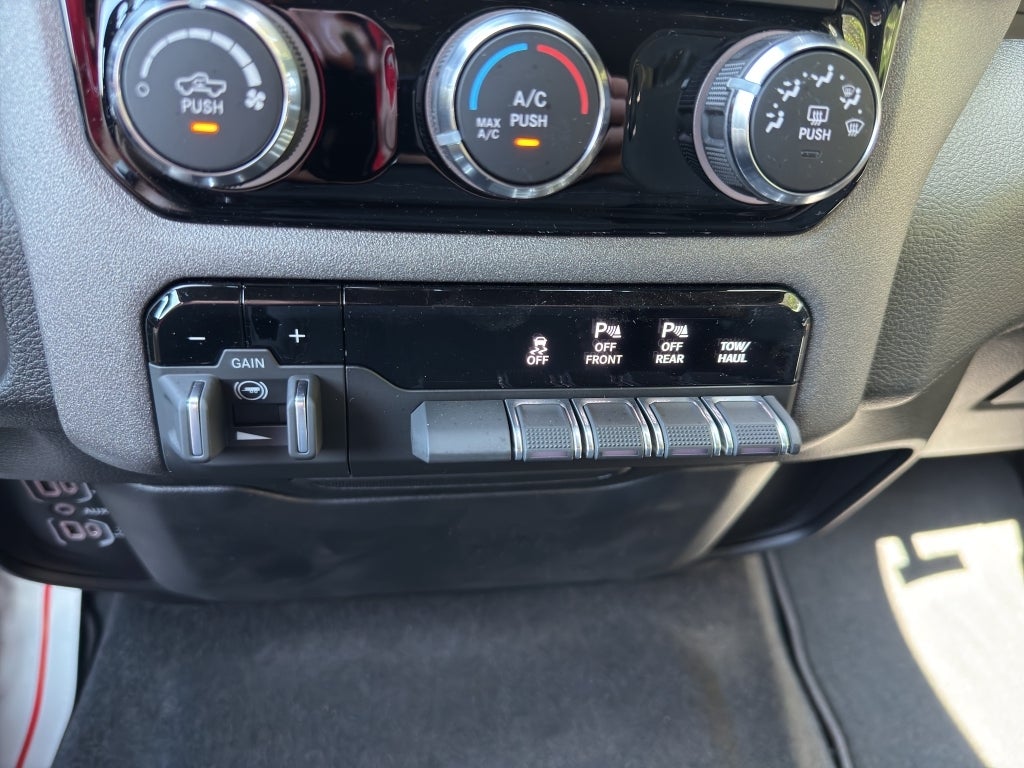 2026 RAM 1500 Express