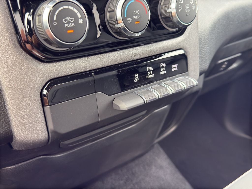 2025 RAM 1500 Tradesman