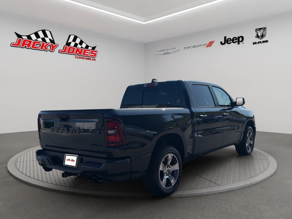 2026 RAM 1500 Express