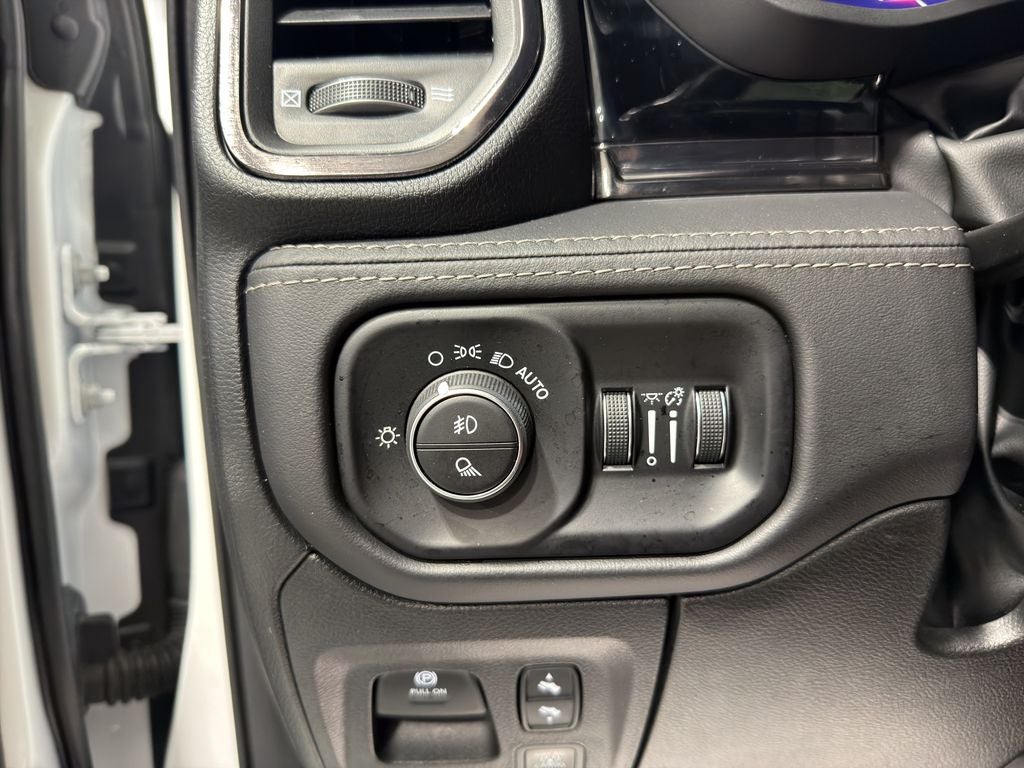 2025 RAM 1500 Limited