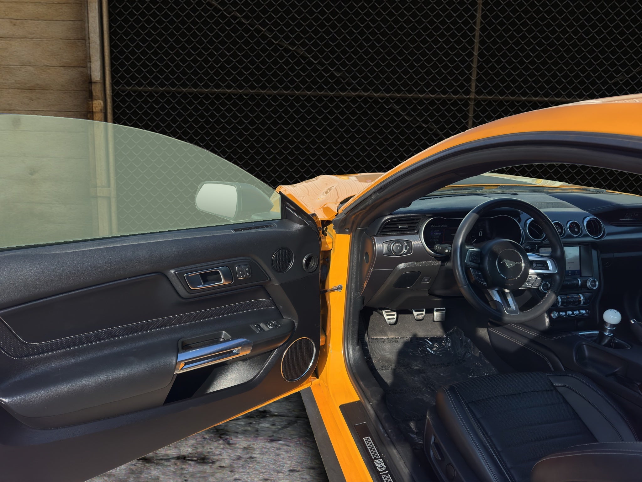 2022 Ford Mustang Mach 1