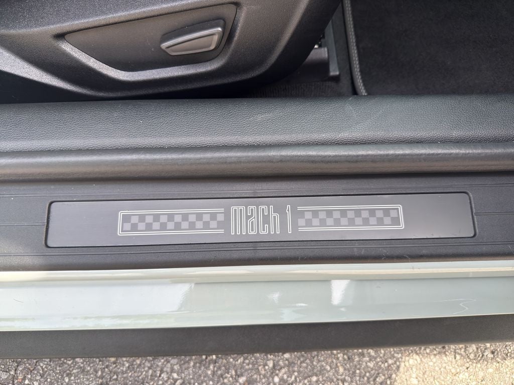 2022 Ford Mustang Mach 1