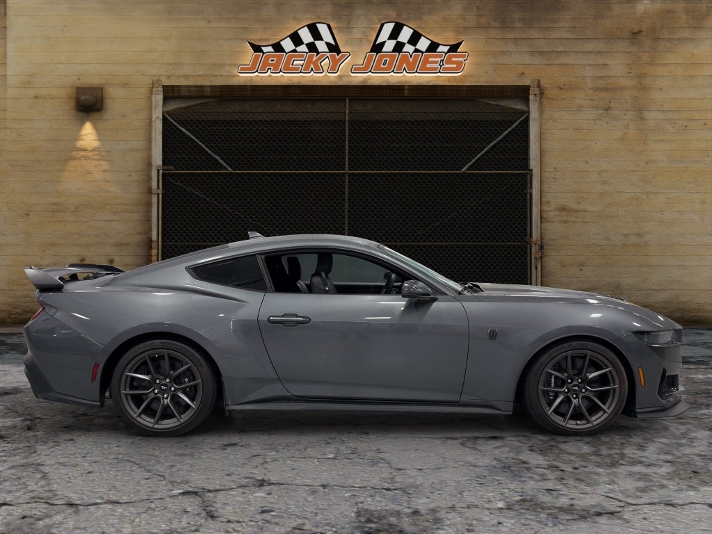 2024 Ford Mustang Dark Horse