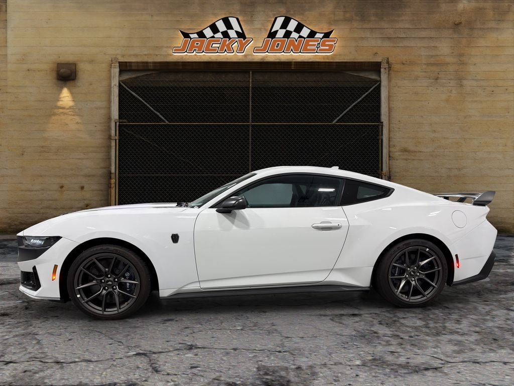 2024 Ford Mustang Dark Horse