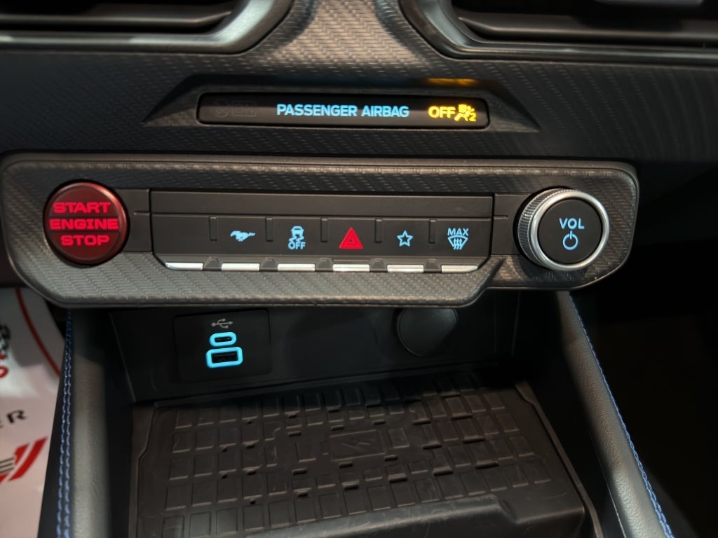 2024 Ford Mustang Dark Horse