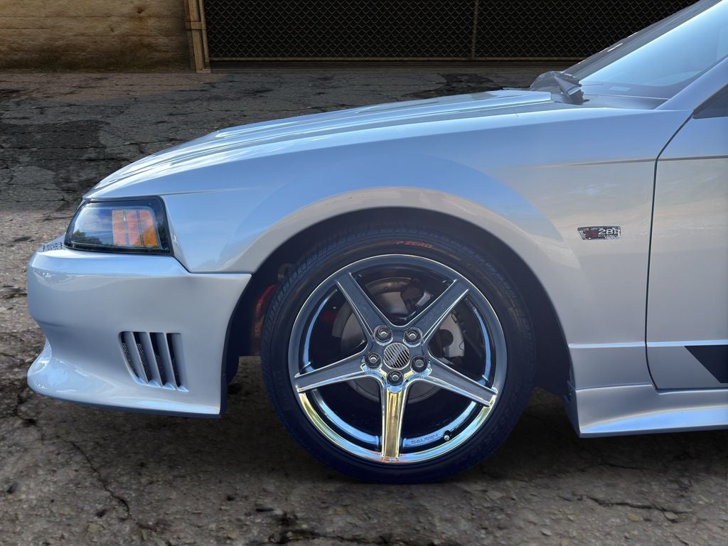2003 Ford Mustang GT Deluxe