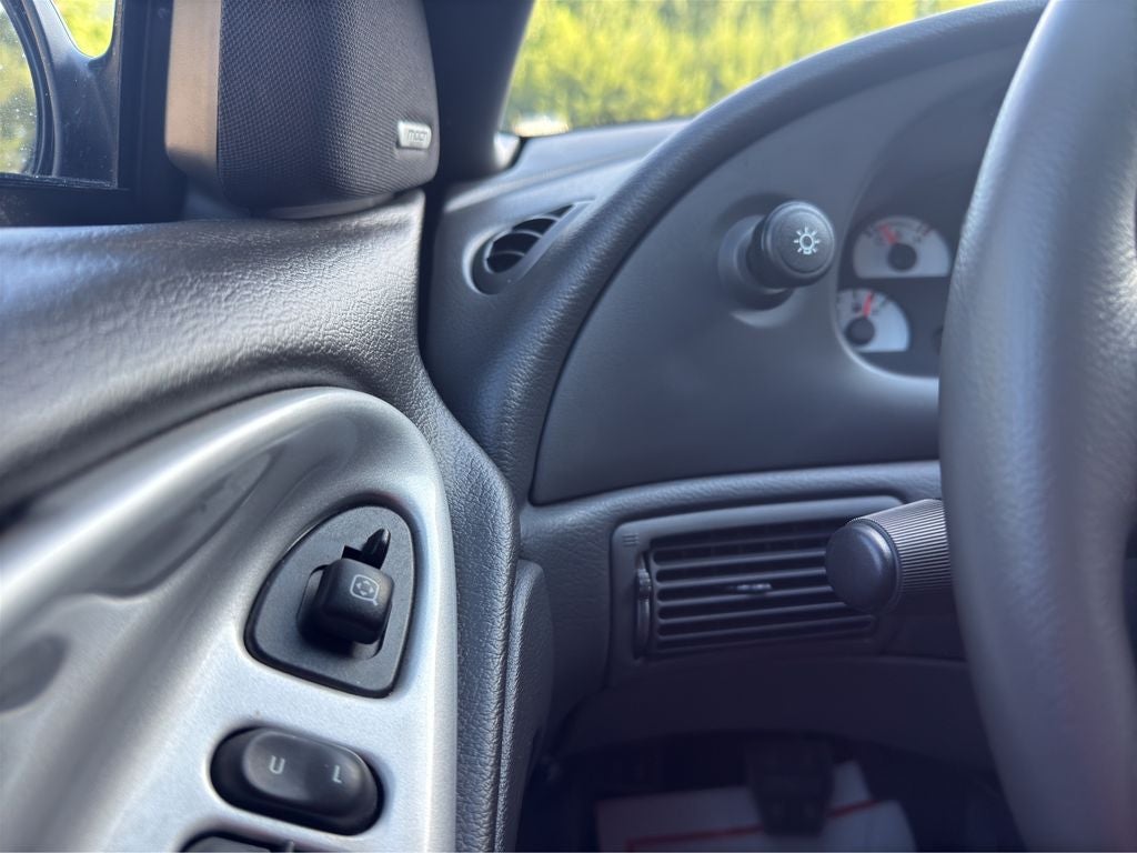 2003 Ford Mustang GT Deluxe