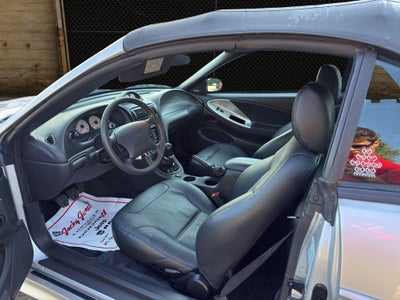 2003 Ford Mustang GT Deluxe