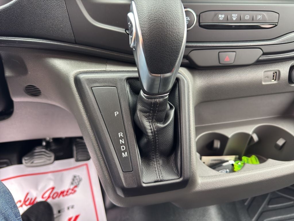 2026 Ford Transit Wagon XL