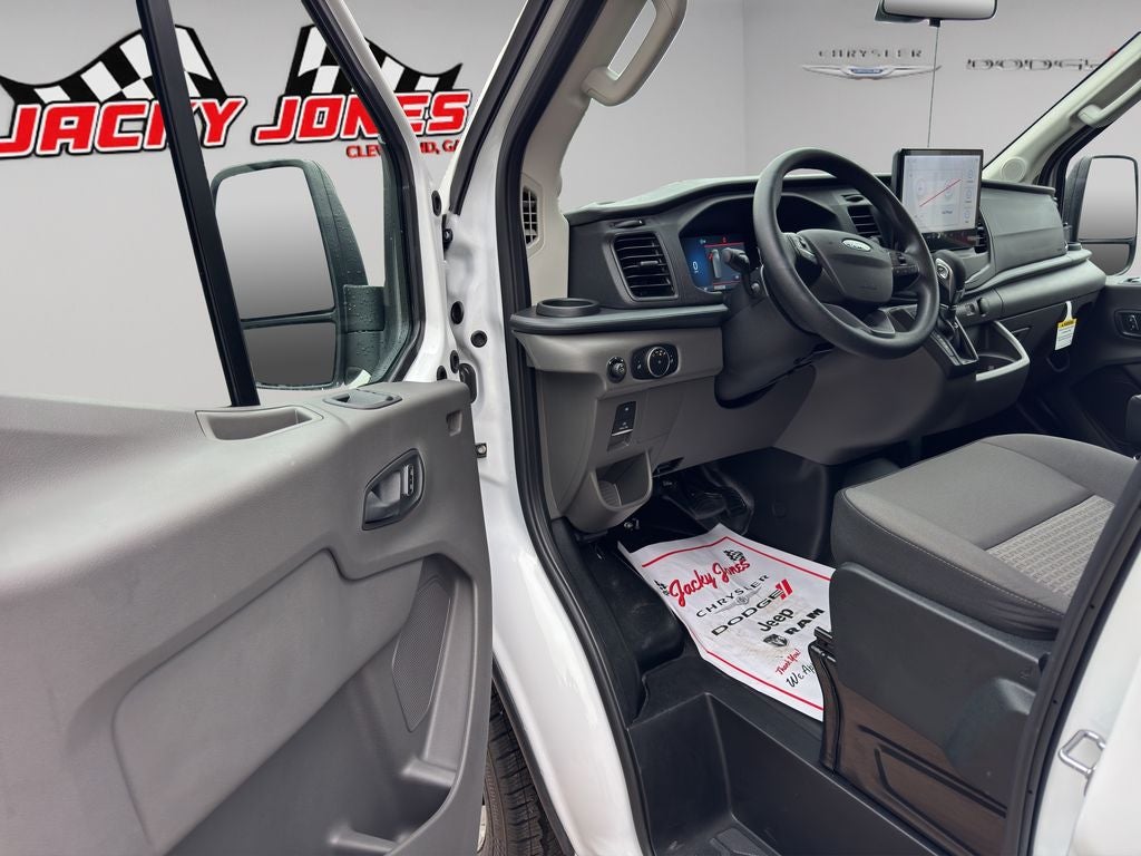2026 Ford Transit Wagon XL
