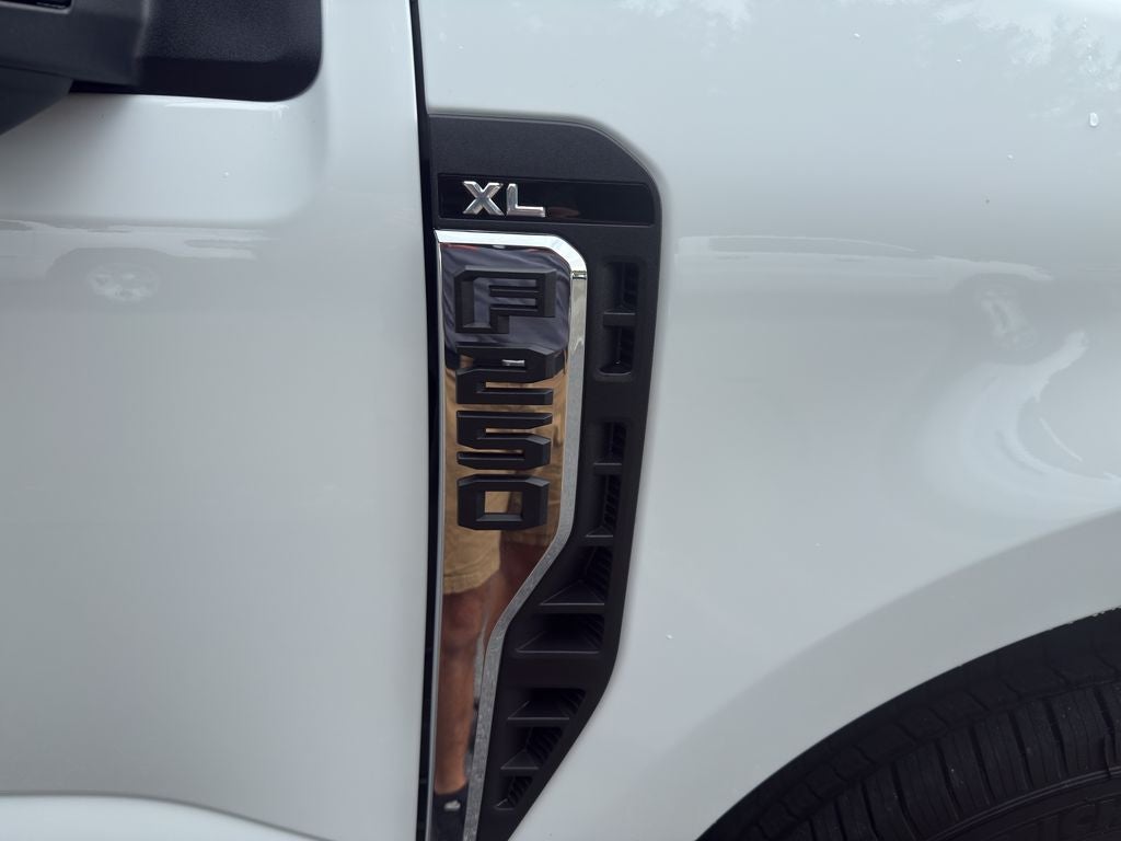 2025 Ford F-250 XL