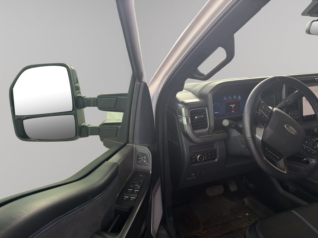 2025 Ford F-250 Platinum