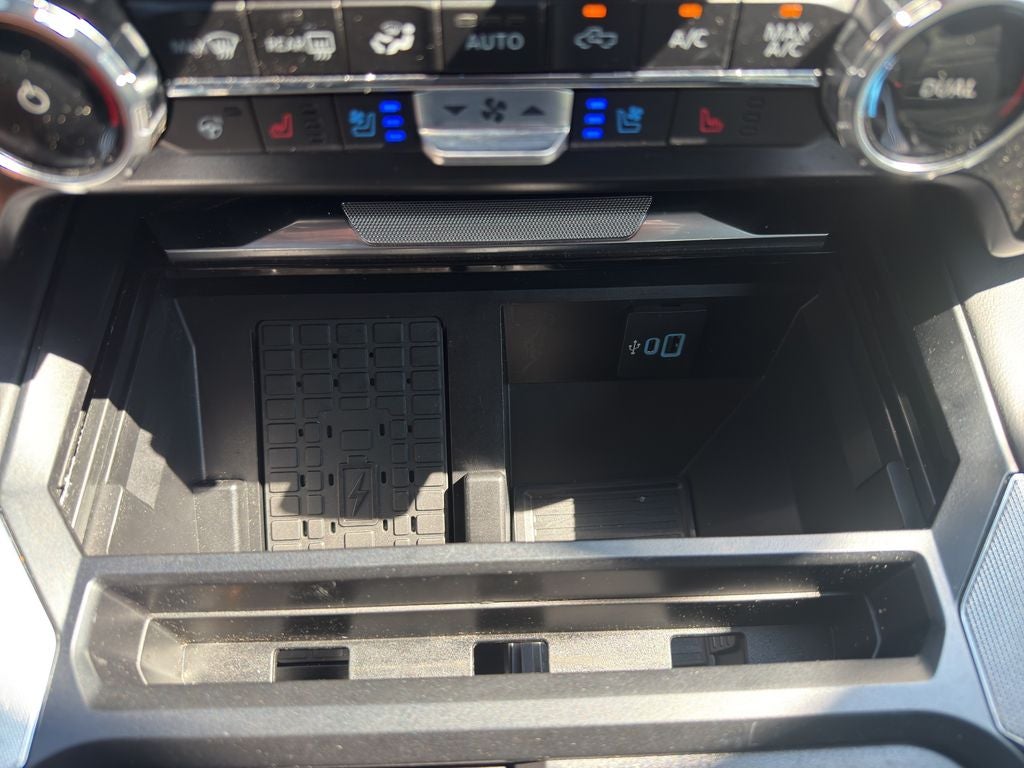 2025 Ford F-250 Platinum