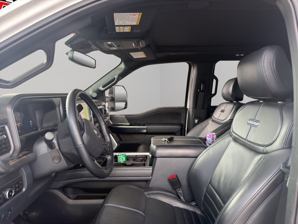 2025 Ford F-250 Platinum