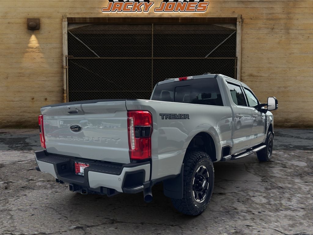 2025 Ford F-350 LARIAT
