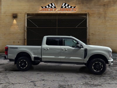 2025 Ford F-350 LARIAT