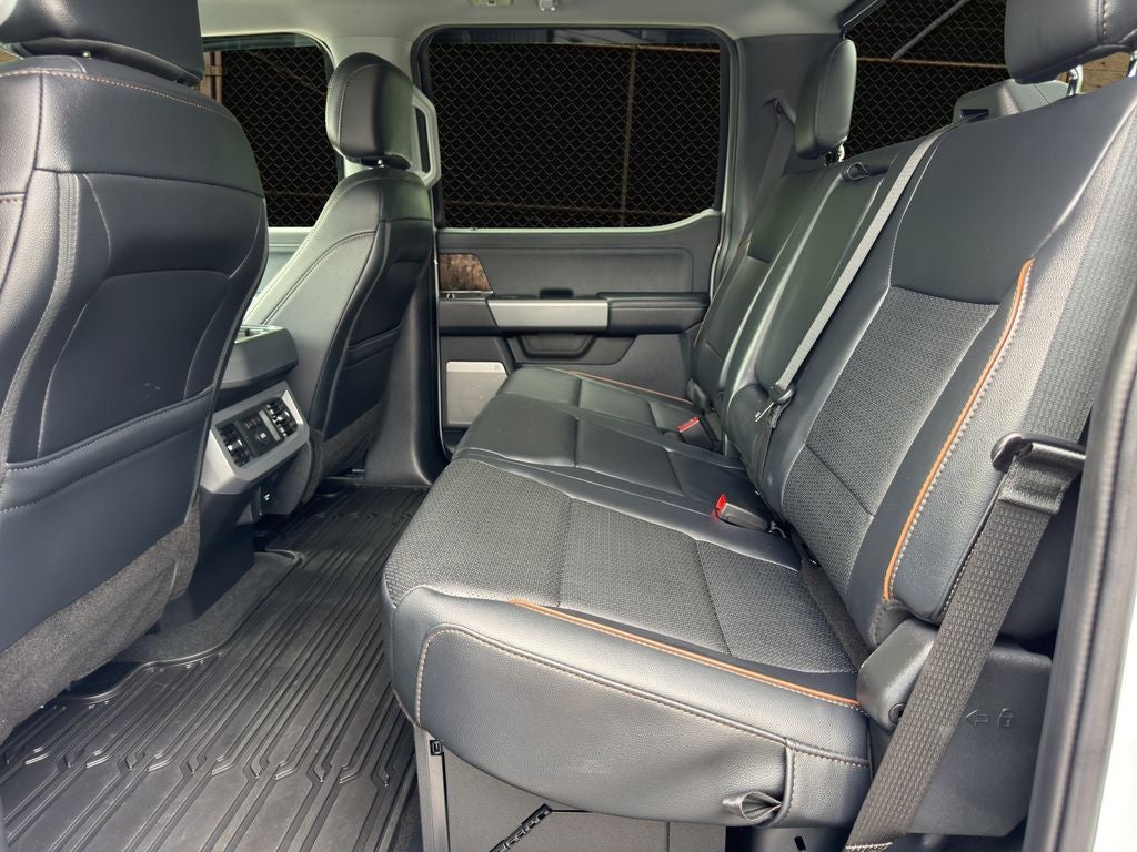 2025 Ford F-350 LARIAT
