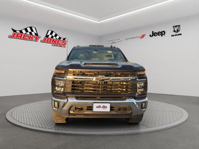 2024 Chevrolet Silverado LT
