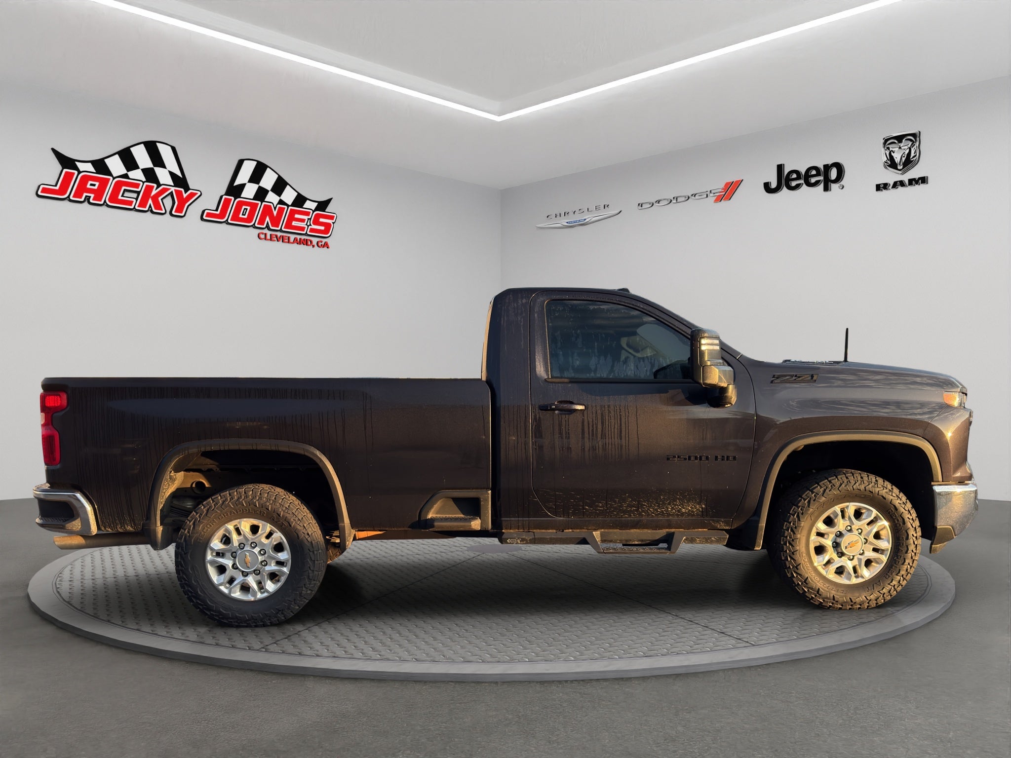 2024 Chevrolet Silverado LT