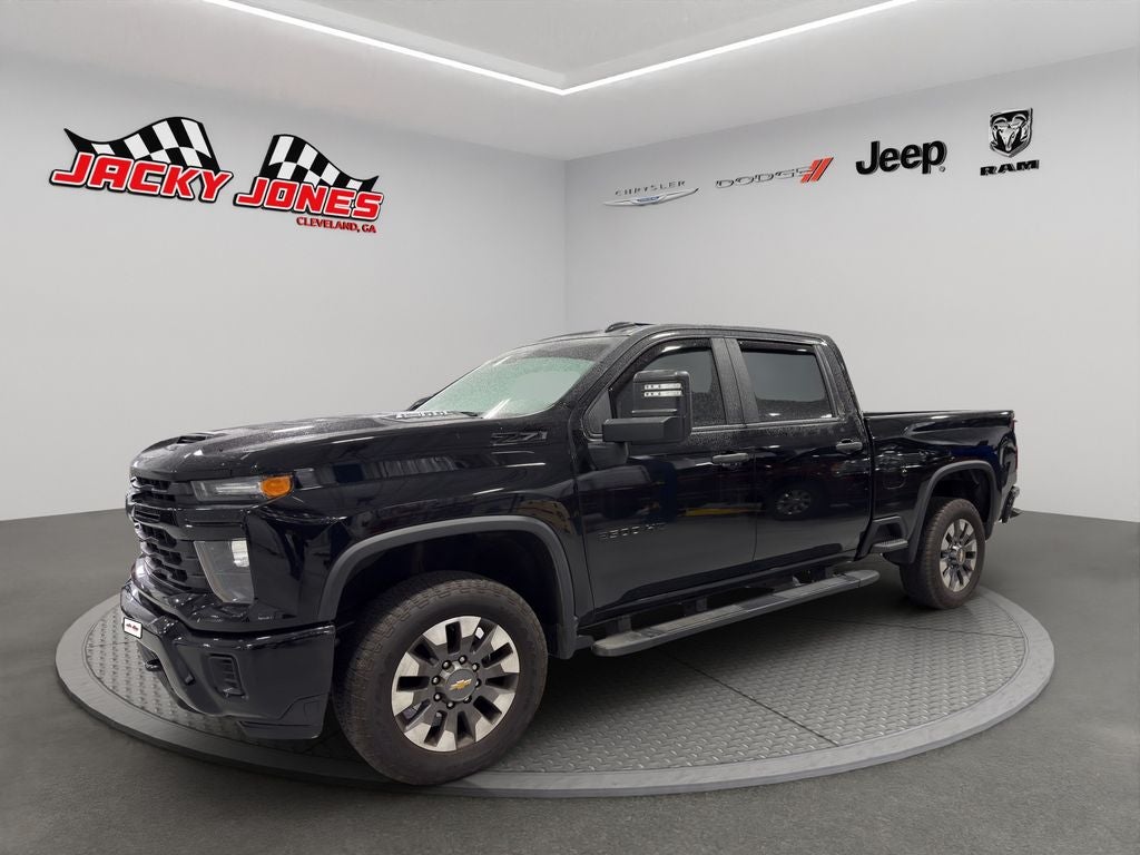 2024 Chevrolet Silverado Custom