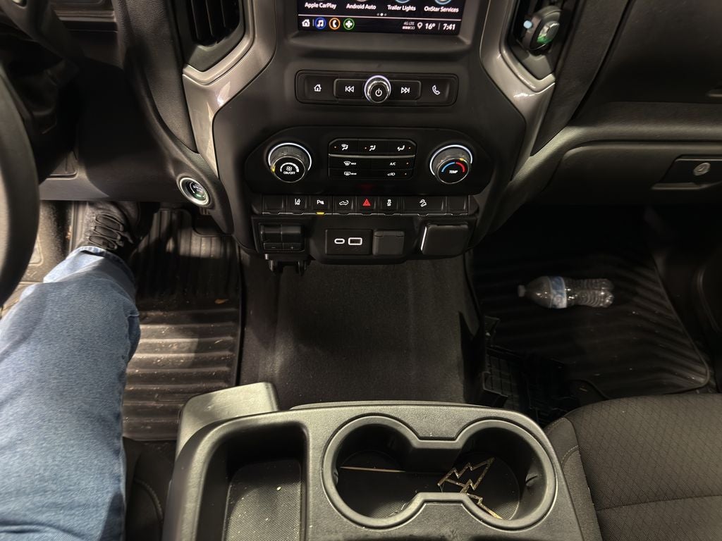 2024 Chevrolet Silverado Custom