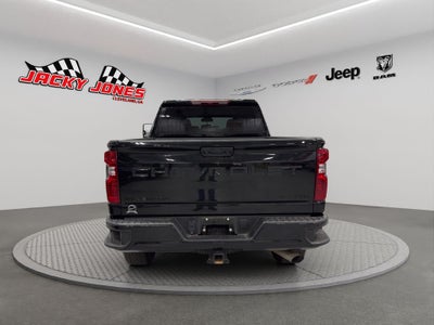 2024 Chevrolet Silverado Custom