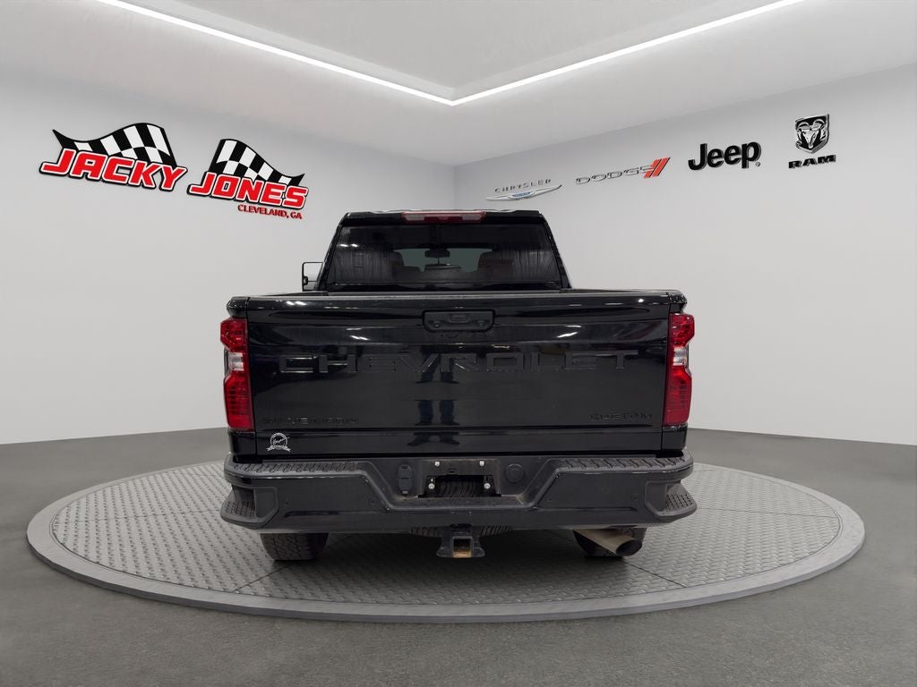 2024 Chevrolet Silverado Custom