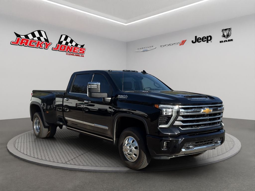 2024 Chevrolet Silverado High Country